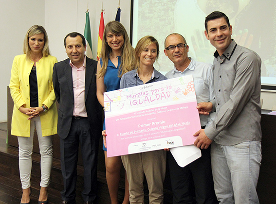 MURALES COLEGIO VIRGEN DEL MAR PRIMER PREMIO