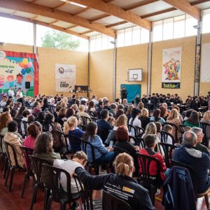 La comunidad educativa de Cardenal Herrera Oria disfruta con el 1º encuentro cofrade